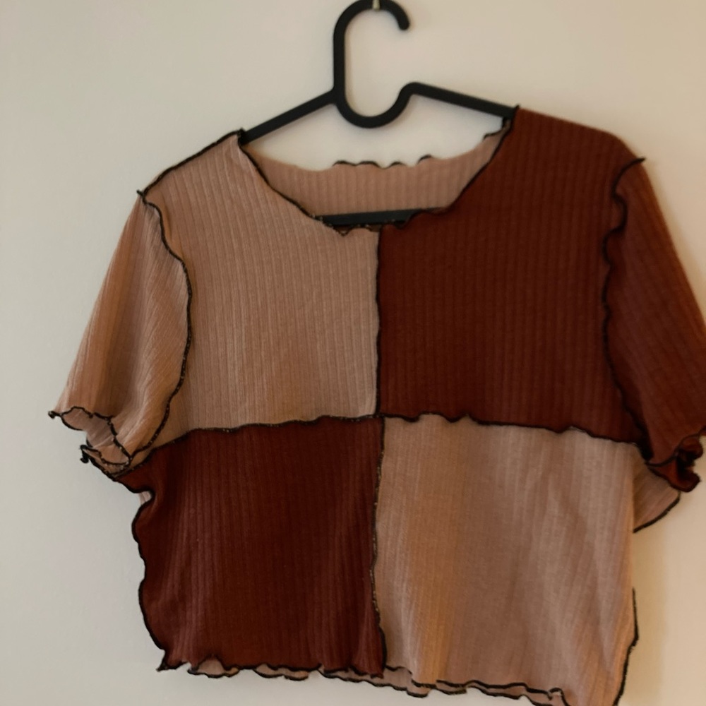 Color block crop top